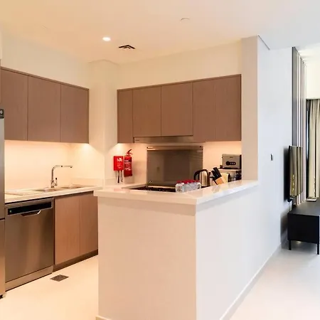 Burj & Fountain Views - Large Apt For 12 Guests! Dubai Exterior photo