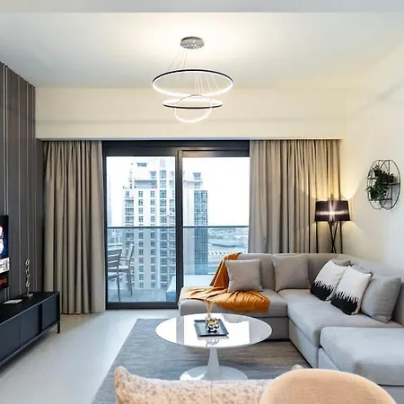 Burj & Fountain Views - Large Apt For 12 Guests! Dubai Exterior photo